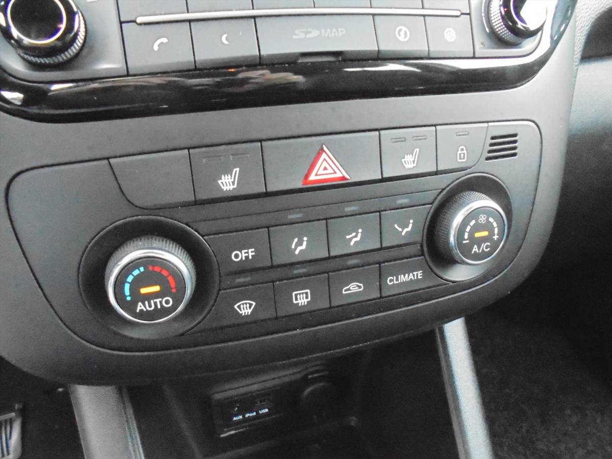 Kia Venga Kia Venga 1.6i AUTOMAAT HOGE INSTAP NAVI – CAMERA ENZ
