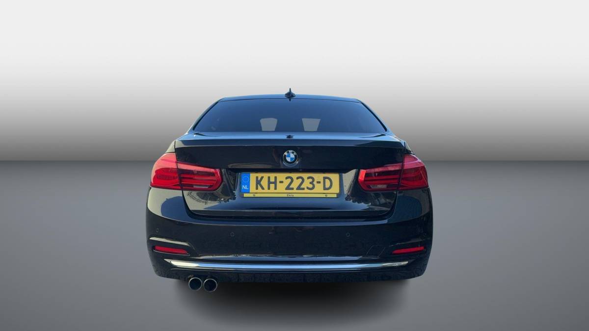 BMW 3 Serie BMW 3-serie 330e Centennial High Executive Volledig Dealer Onderhouden.