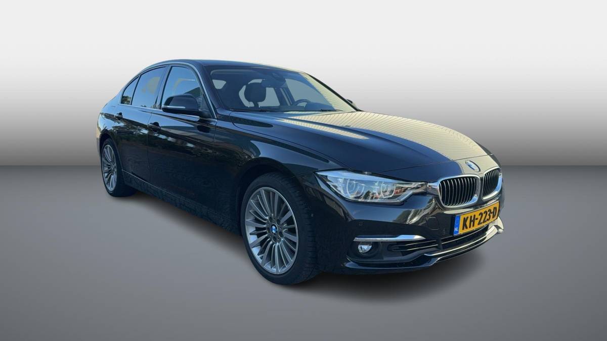 BMW 3 Serie BMW 3-serie 330e Centennial High Executive Volledig Dealer Onderhouden.