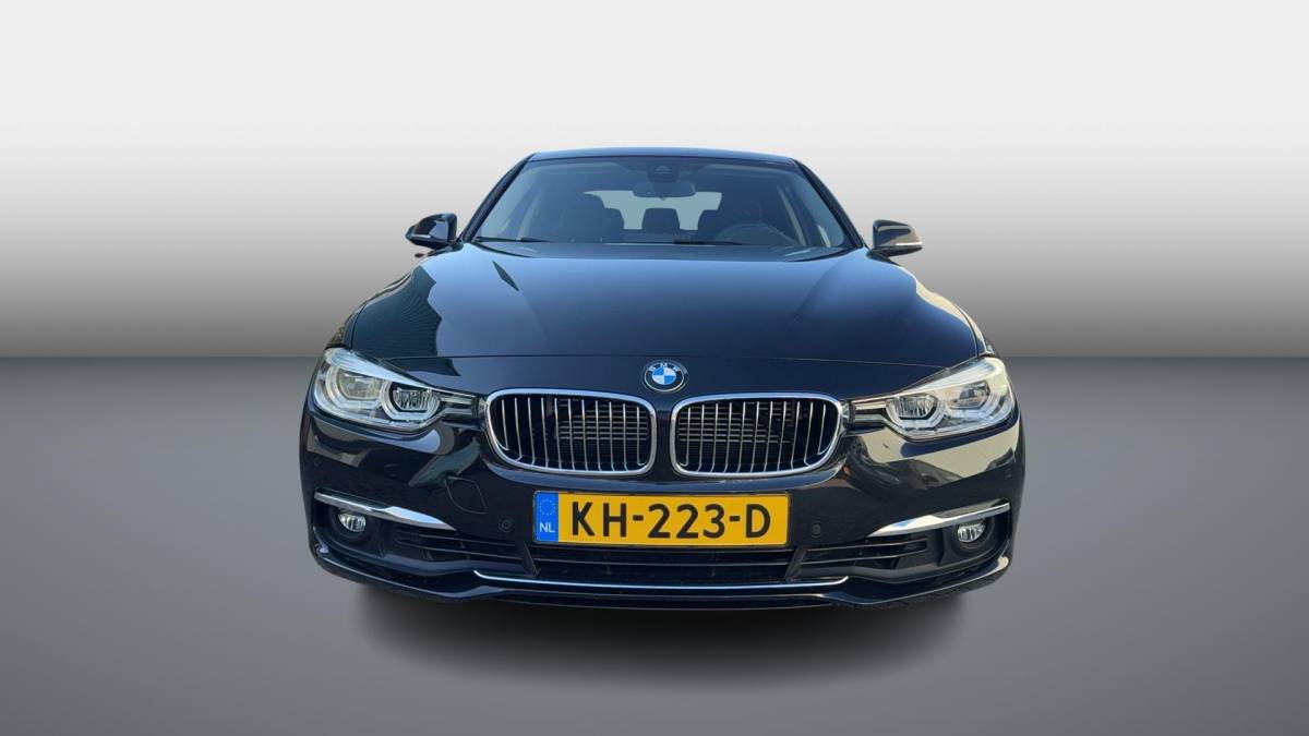 BMW 3 Serie BMW 3-serie 330e Centennial High Executive Volledig Dealer Onderhouden.