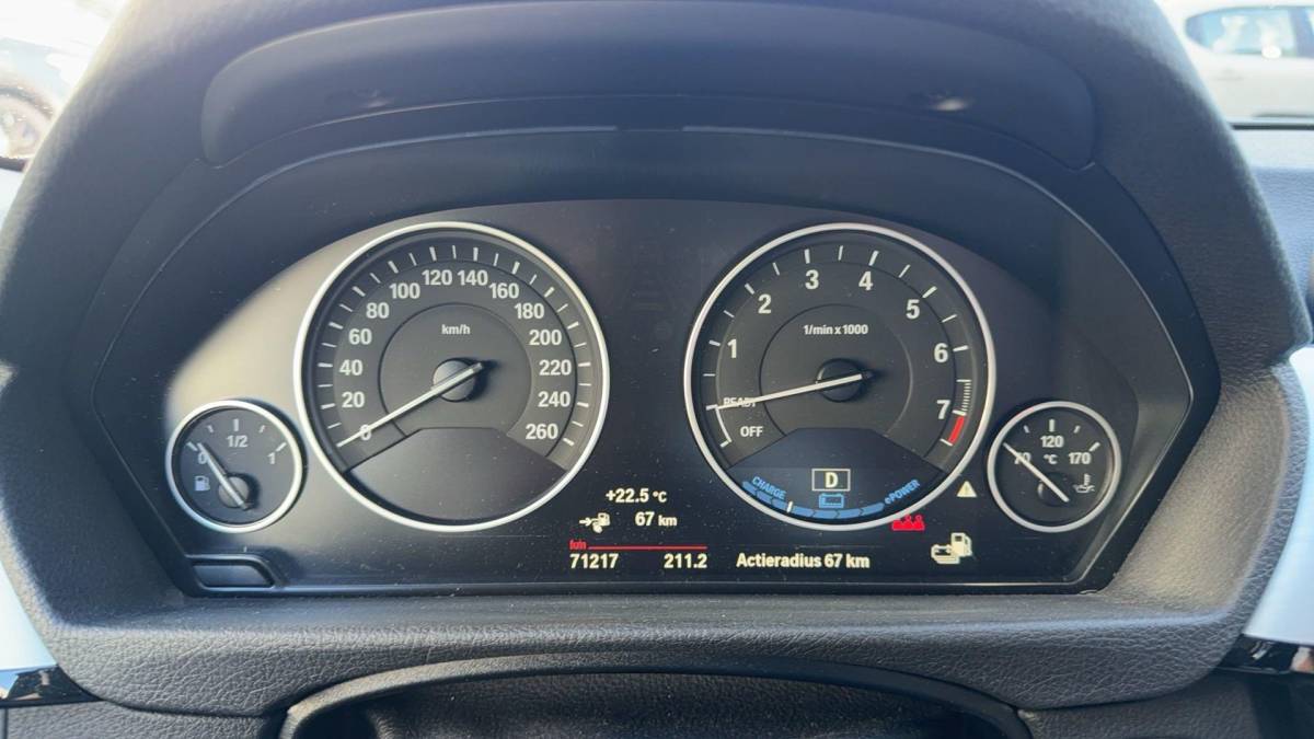 BMW 3 Serie BMW 3-serie 330e Centennial High Executive Volledig Dealer Onderhouden.