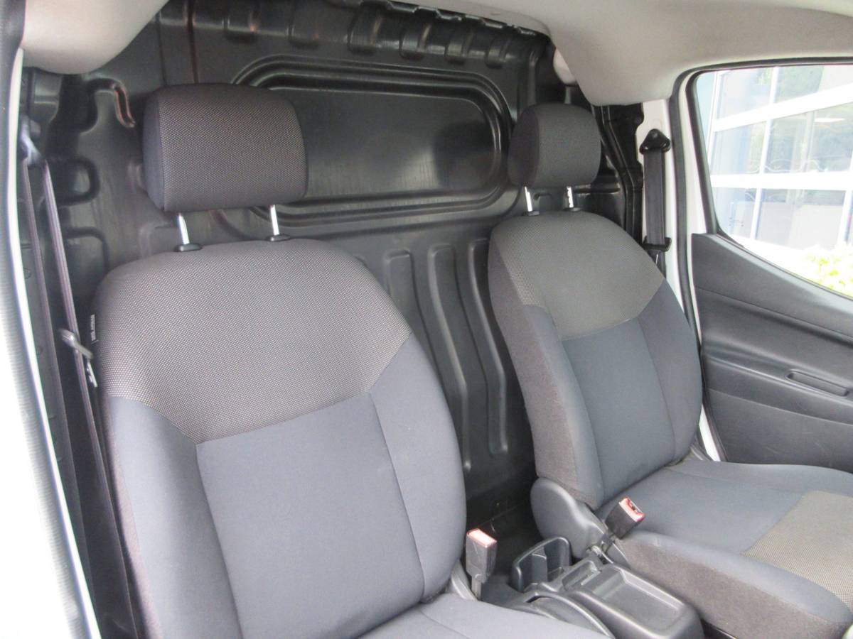 Nissan e-NV200 Nissan E-NV200, WLTP 200km, 80Kw, Camera, Airco. Optima 40 kWh