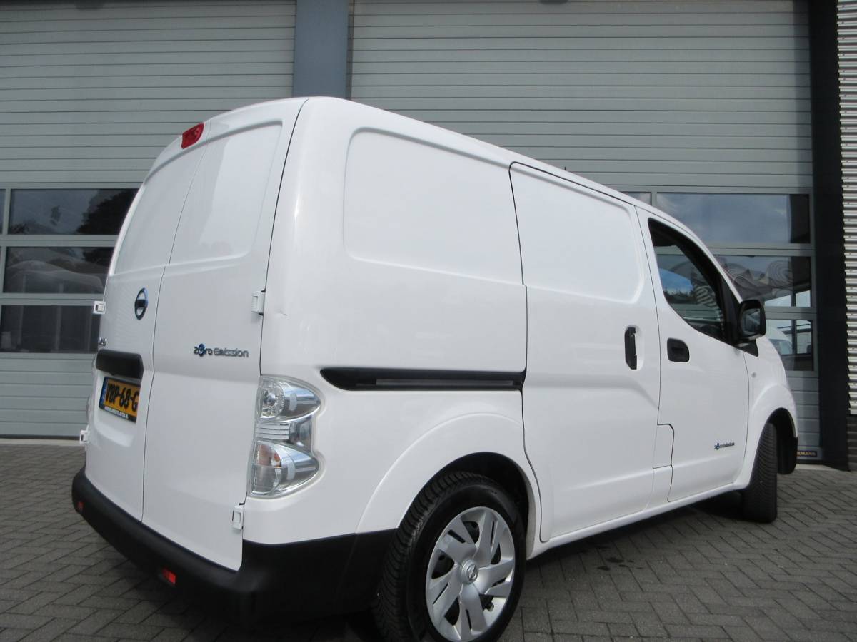 Nissan e-NV200 Nissan E-NV200, WLTP 200km, 80Kw, Camera, Airco. Optima 40 kWh