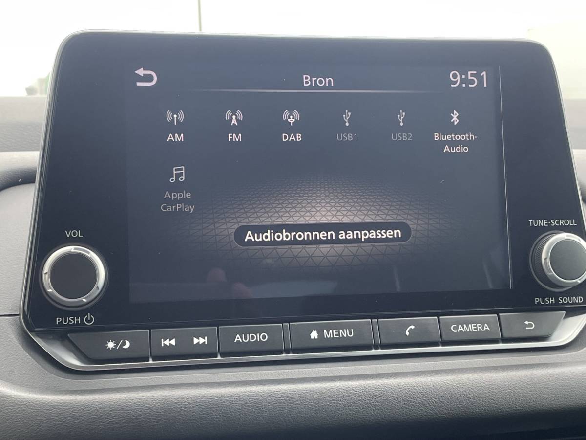 Nissan QASHQAI Nissan Qashqai 1.3 MHEV 158 Pk  Acenta Automaat Navigatie ( via Apple Carplay/Android Auto ), Stoel/Stuurverwarming, Adaptive Cruisecontrol, Achteruitrijcamera