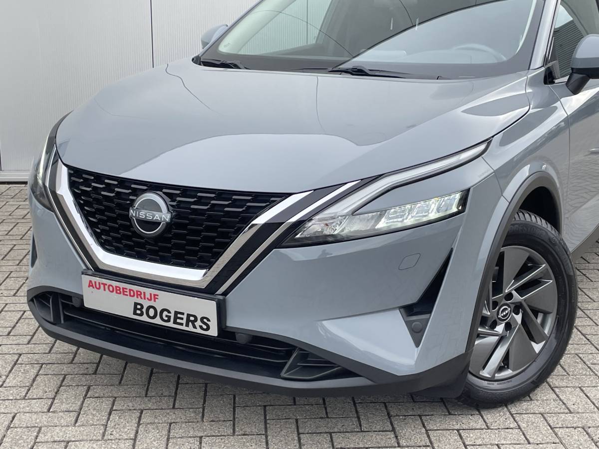 Nissan QASHQAI Nissan Qashqai 1.3 MHEV 158 Pk  Acenta Automaat Navigatie ( via Apple Carplay/Android Auto ), Stoel/Stuurverwarming, Adaptive Cruisecontrol, Achteruitrijcamera