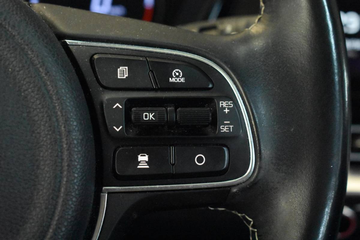 Kia e-Niro Kia e-Niro DynamicPlusLine 64 kWh | 100% SOH | Schuifdak | Stoelverwarming | Camera |