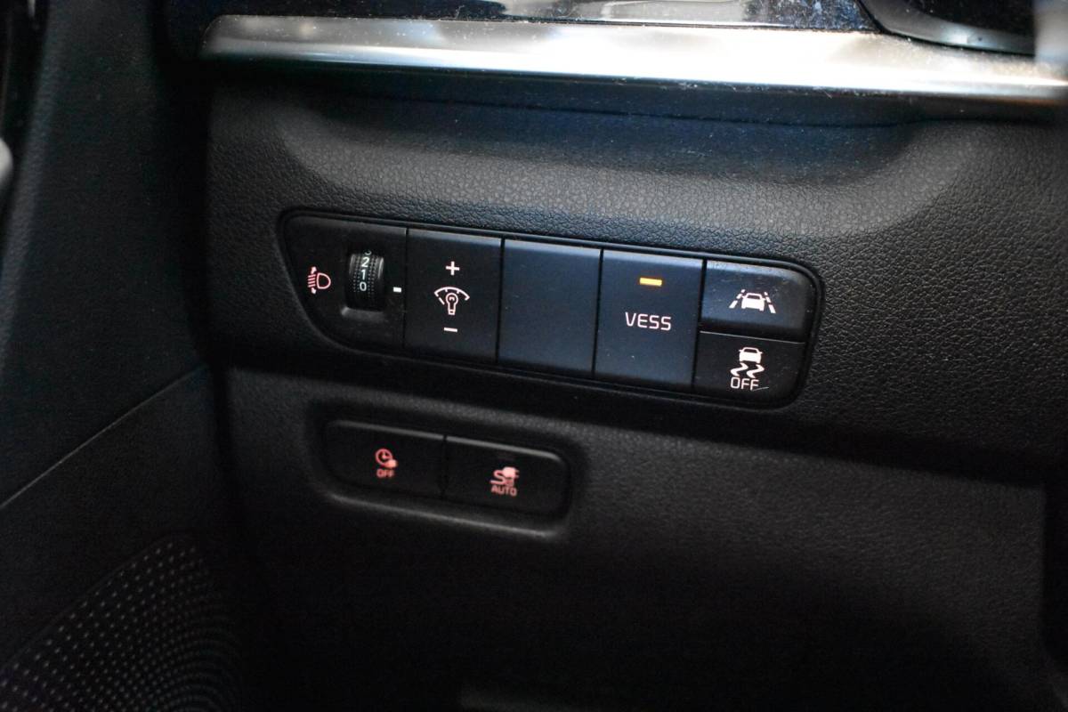 Kia e-Niro Kia e-Niro DynamicPlusLine 64 kWh | 100% SOH | Schuifdak | Stoelverwarming | Camera |