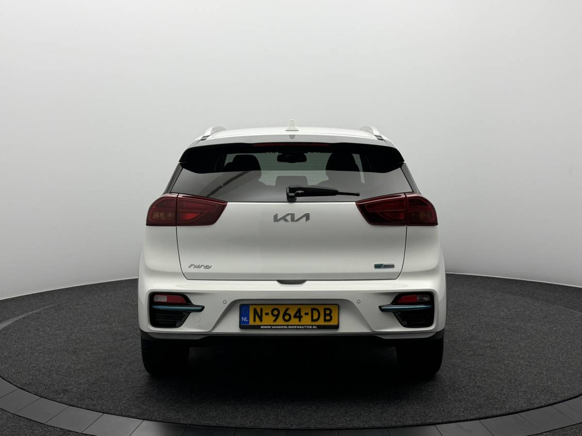 Kia e-Niro Kia e-Niro Edition 64 kWh SOH 93,8% | Camera | Stoel/Stuurverwarming | Carplay&Android | Adaptieve Cruise
