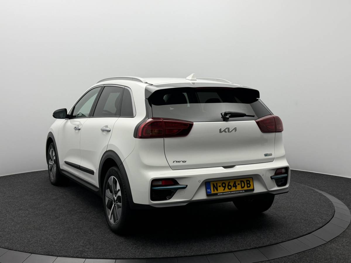 Kia e-Niro Kia e-Niro Edition 64 kWh SOH 93,8% | Camera | Stoel/Stuurverwarming | Carplay&Android | Adaptieve Cruise