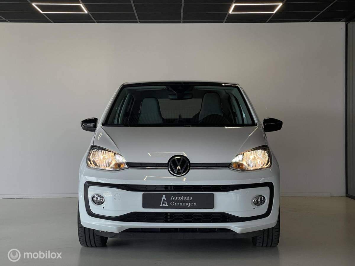 Volkswagen up! Volkswagen up! Move | Camera | Stoelverwarming | Cruise | 77.000 KM