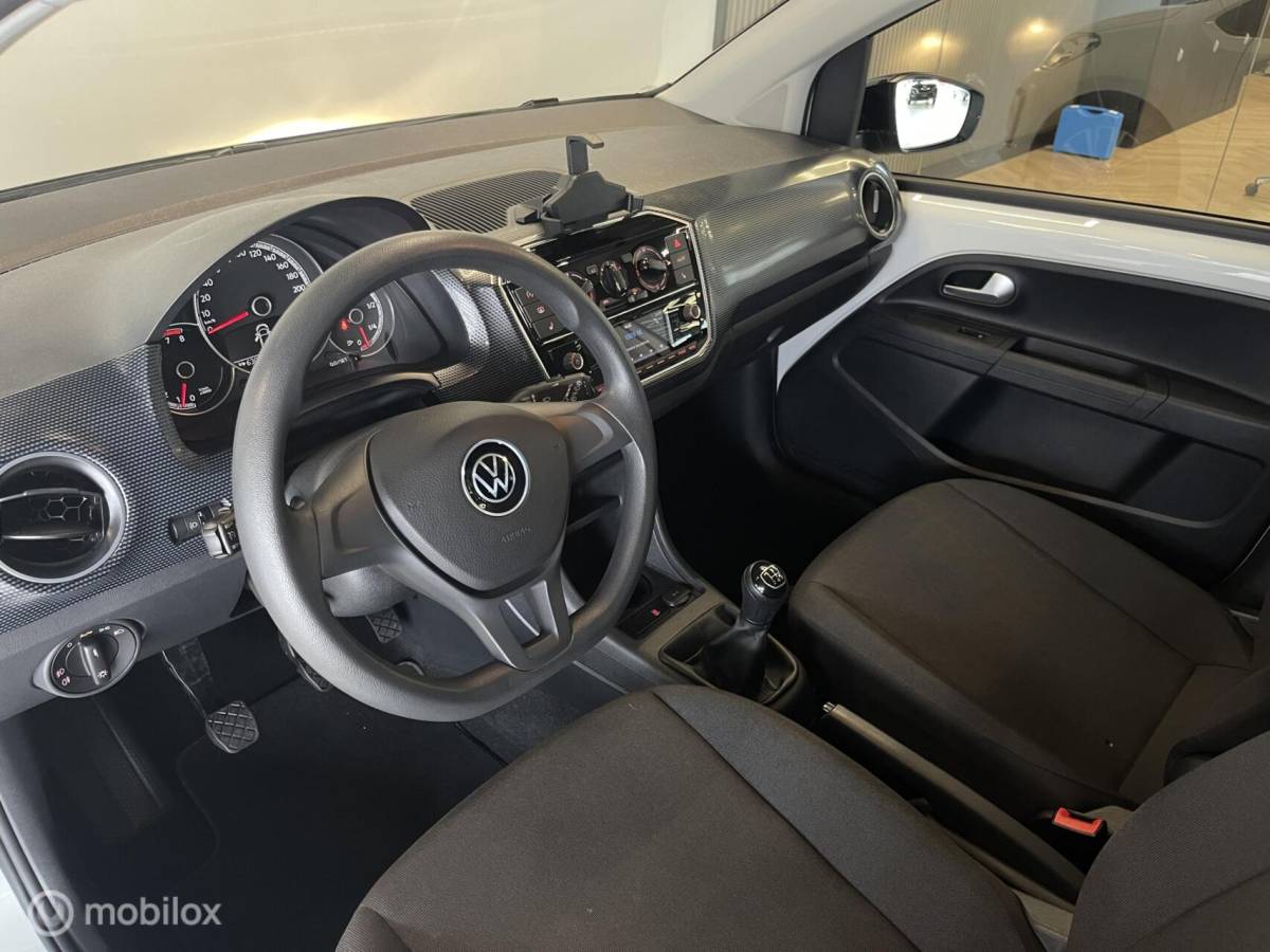 Volkswagen up! Volkswagen up! Move | Camera | Stoelverwarming | Cruise | 77.000 KM