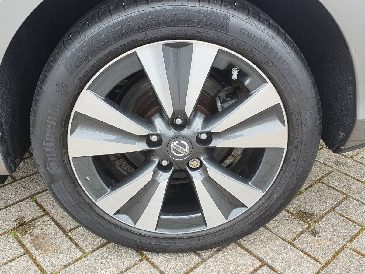 Nissan Pulsar Nissan Pulsar 1.2 DIG-T N-Connecta Navigatie, Climate Control, Cruise Control, Trekhaak , Achteruitrijcamera
