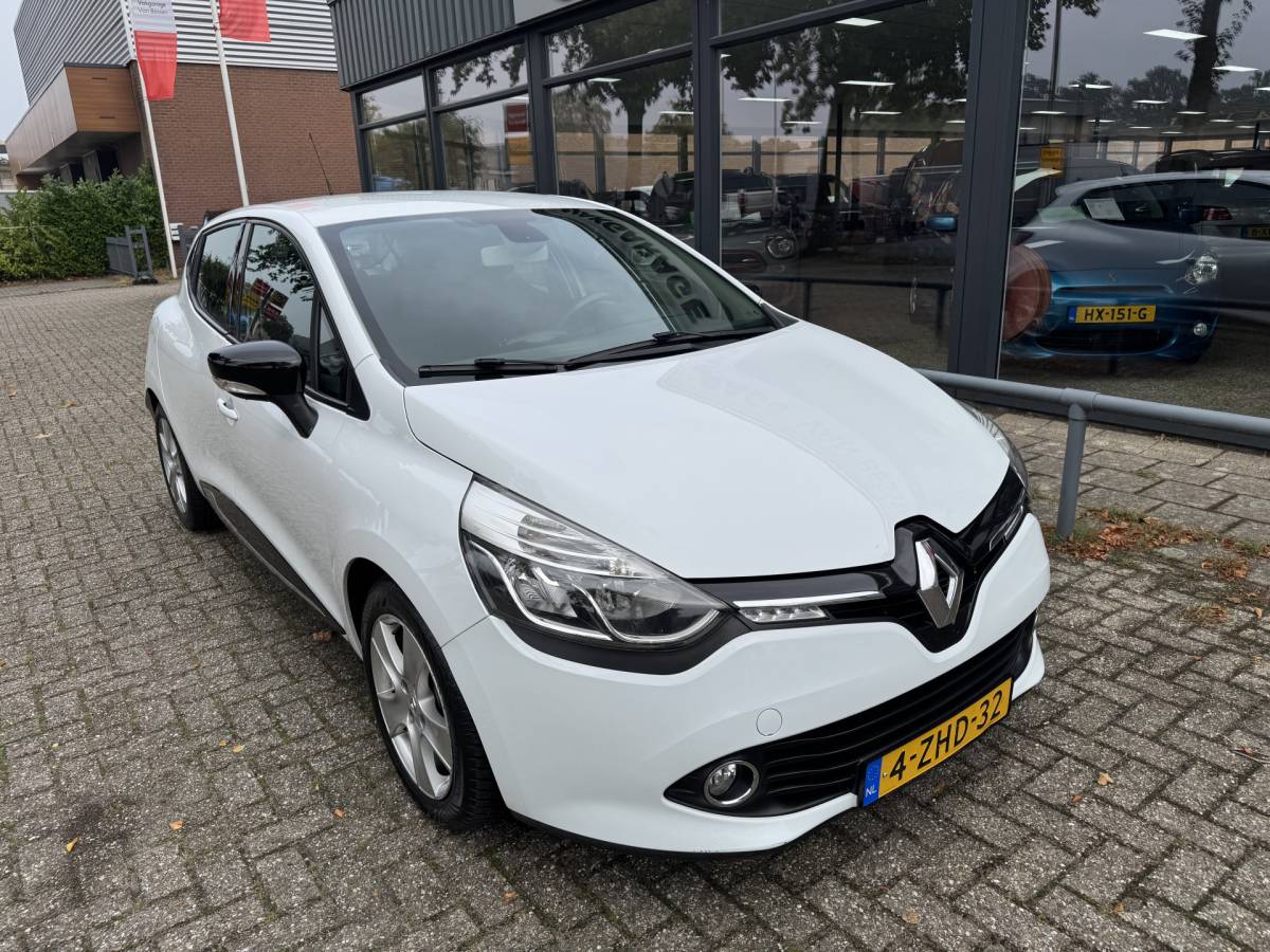 Renault Clio Renault Clio 1.2 Dynamique AUTOMAAT-CLIMA-CRUISE