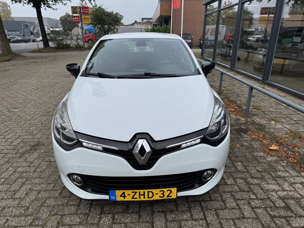 Renault Clio Renault Clio 1.2 Dynamique AUTOMAAT-CLIMA-CRUISE