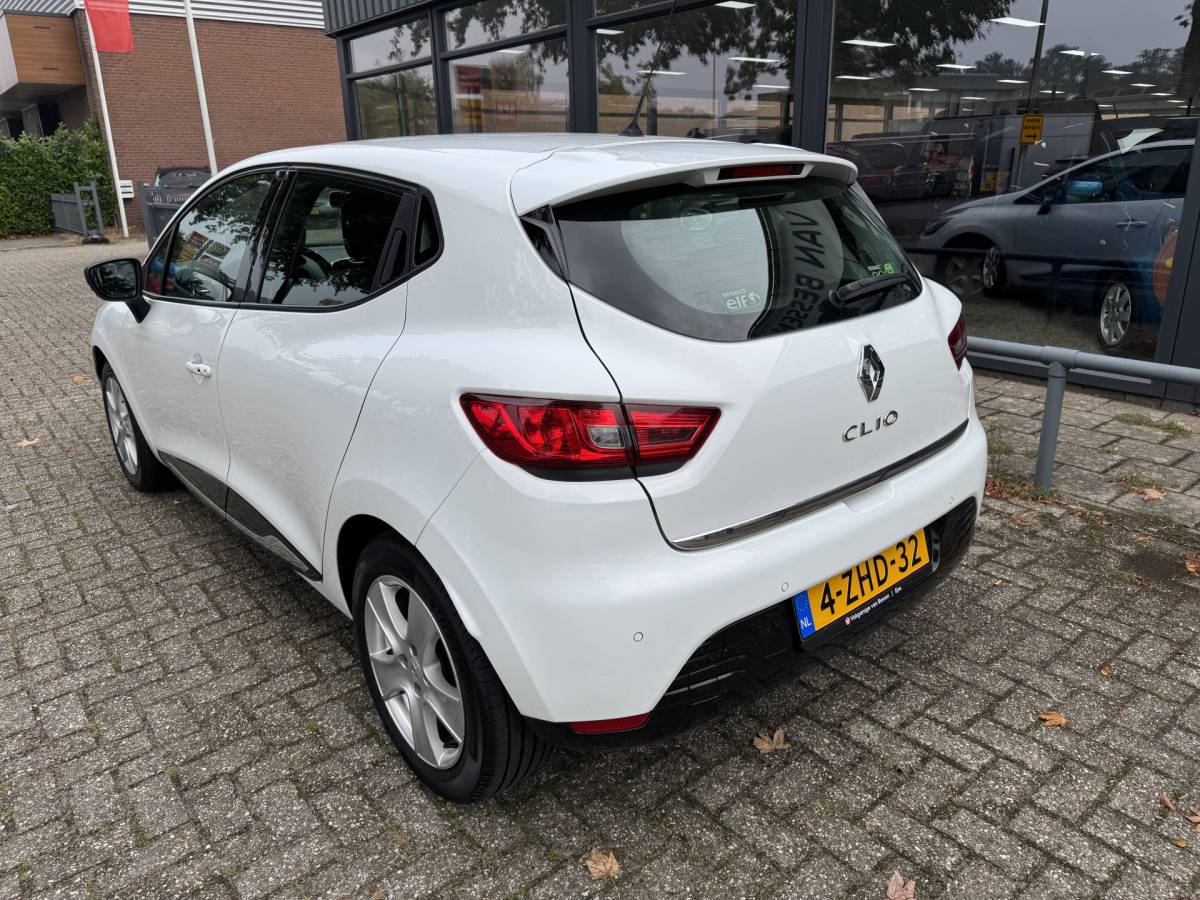 Renault Clio Renault Clio 1.2 Dynamique AUTOMAAT-CLIMA-CRUISE