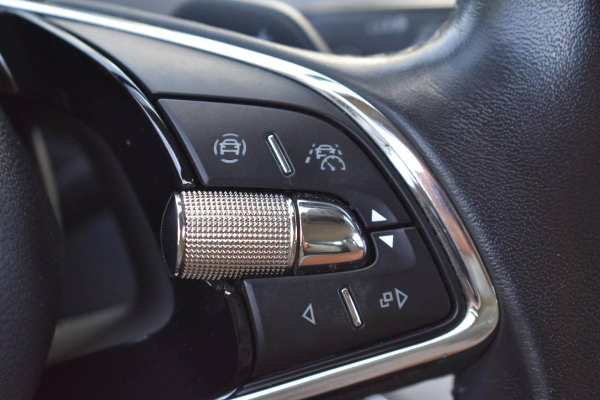 Škoda Enyaq iV Skoda Enyaq iV 80 | 92,5% SOH | Camera | Trekhaak | Carplay |