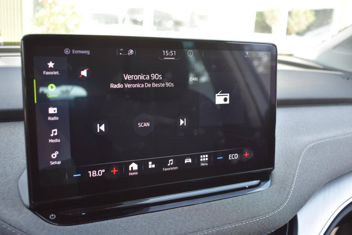 Škoda Enyaq iV Skoda Enyaq iV 80 | 92,5% SOH | Camera | Trekhaak | Carplay |