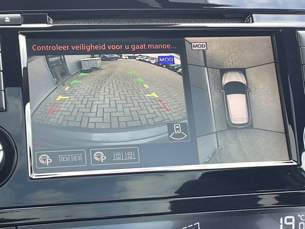 Nissan QASHQAI Nissan Qashqai 1.3 DIG-T 160 Pk  Tekna Plus Dynamic Pack Navigatie, Panoramadak, Leder, 360 Camera, Afn.Trekhaak, Adaptive Cruise Control, 19″Lm