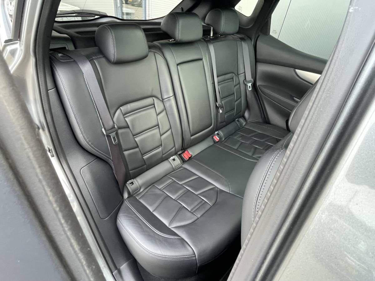 Nissan QASHQAI Nissan Qashqai 1.3 DIG-T 160 Pk  Tekna Plus Dynamic Pack Navigatie, Panoramadak, Leder, 360 Camera, Afn.Trekhaak, Adaptive Cruise Control, 19″Lm