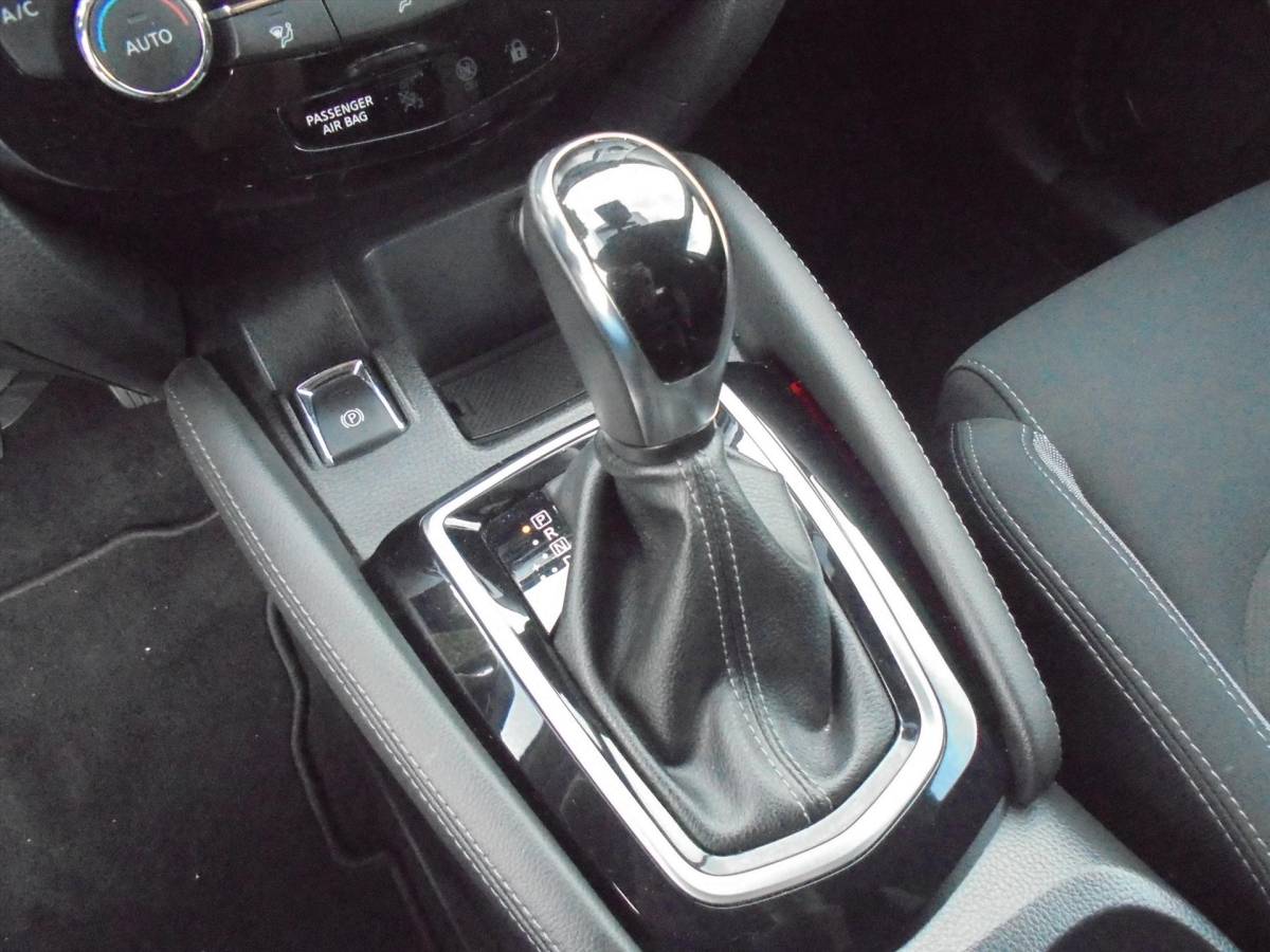 Nissan QASHQAI Nissan Qashqai 1.2 DIG-T 115PK AUTOMAAT 57.094 KM !! ZEER NETJES