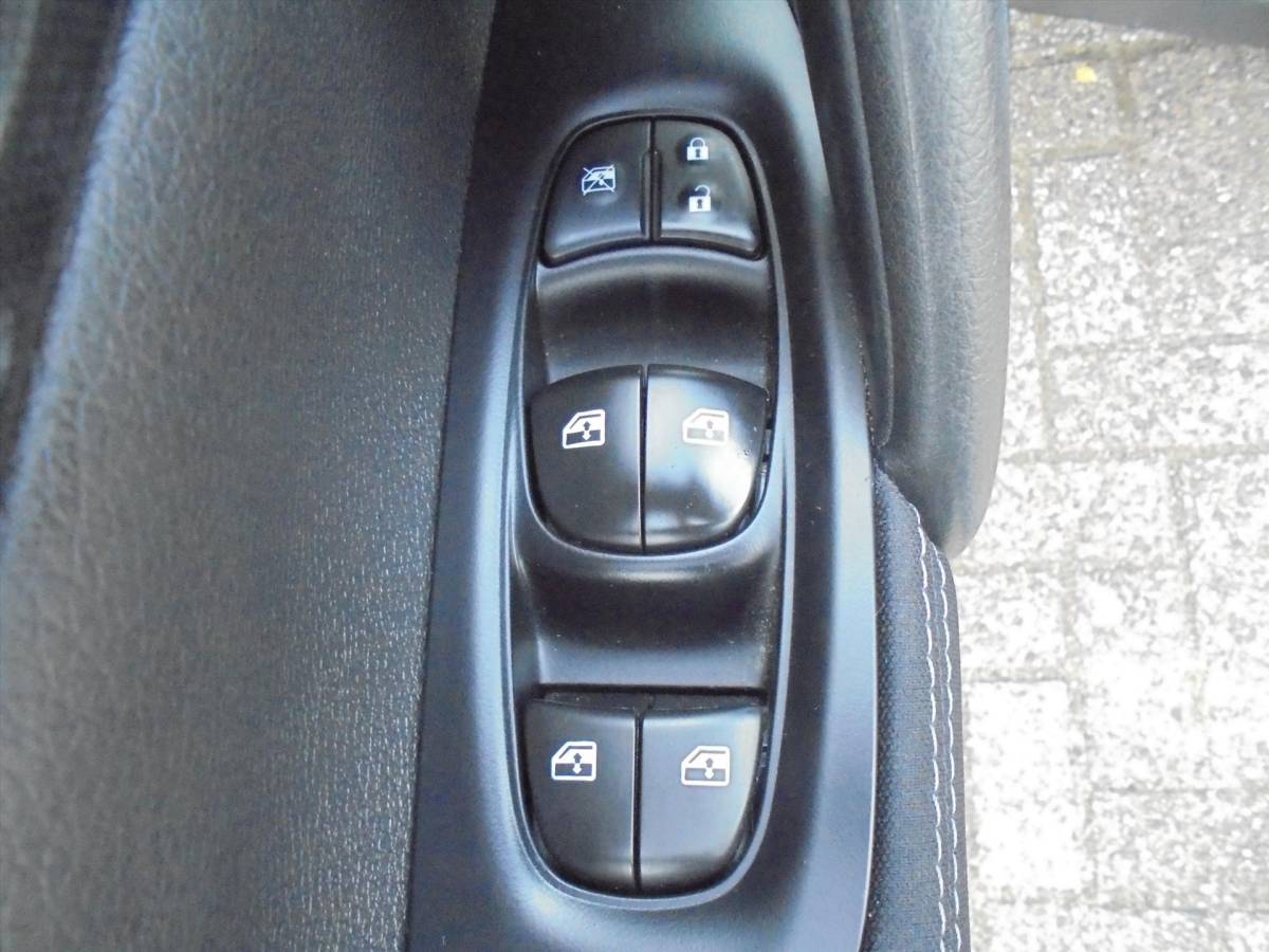Nissan QASHQAI Nissan Qashqai 1.2 DIG-T 115PK AUTOMAAT 57.094 KM !! ZEER NETJES