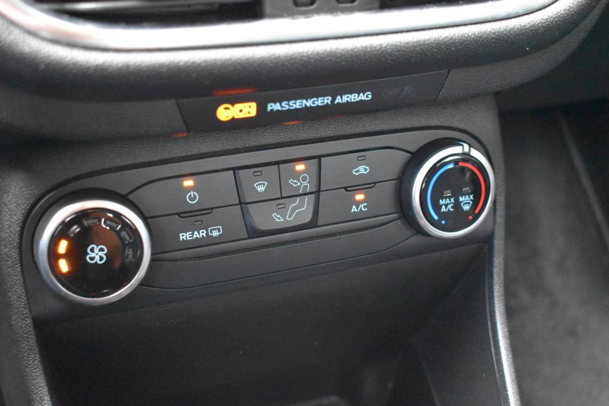 Ford Fiesta Ford Fiesta 1.1 Trend | Airco | Bluetooth | Parkeersensoren |