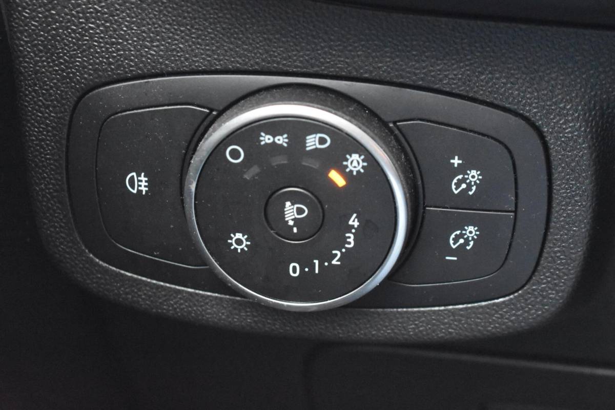 Ford Fiesta Ford Fiesta 1.1 Trend | Airco | Bluetooth | Parkeersensoren |