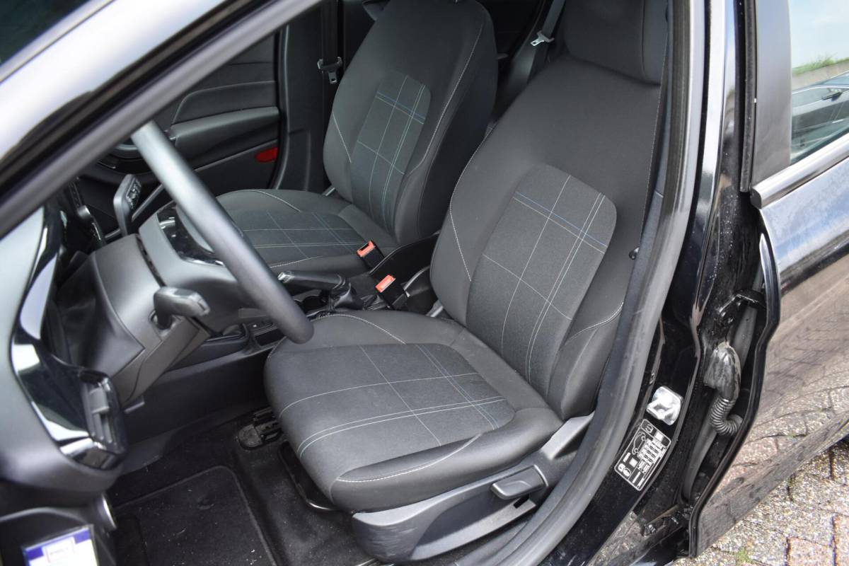 Ford Fiesta Ford Fiesta 1.1 Trend | Airco | Bluetooth | Parkeersensoren |