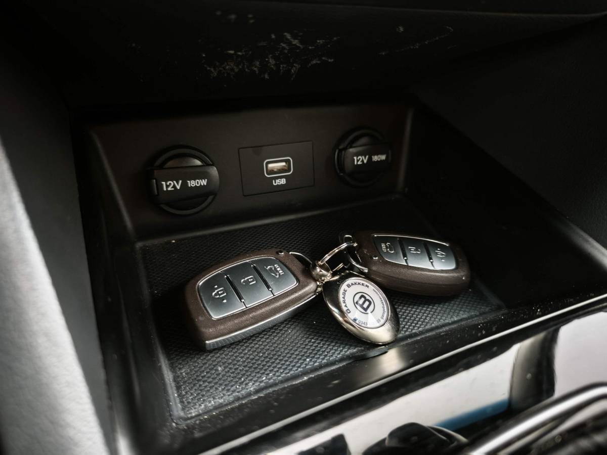 Hyundai IONIQ Hyundai IONIQ 1.6 GDi i-Motion Navi|Camera
