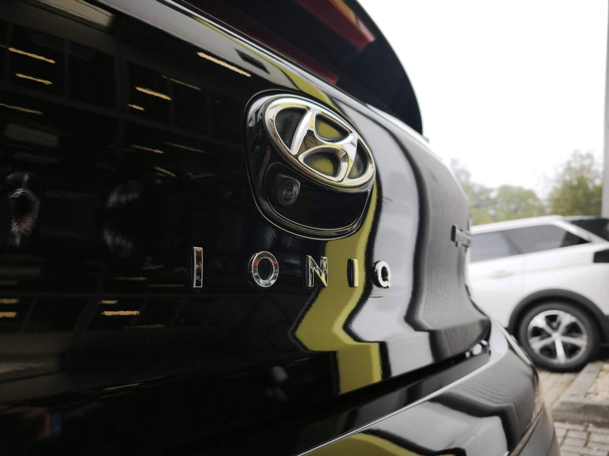 Hyundai IONIQ Hyundai IONIQ 1.6 GDi i-Motion Navi|Camera