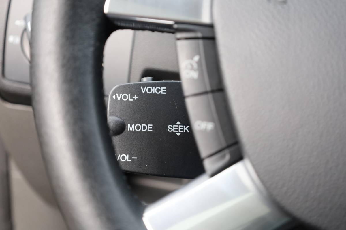 Ford Kuga Ford Kuga 2.5 20V TREKHAAK PANO CLIMATE NAVI CRUISE BT-TELEFOONVERB. KEYLESS 2XPDC 18”LMV ALL-SEASON!
