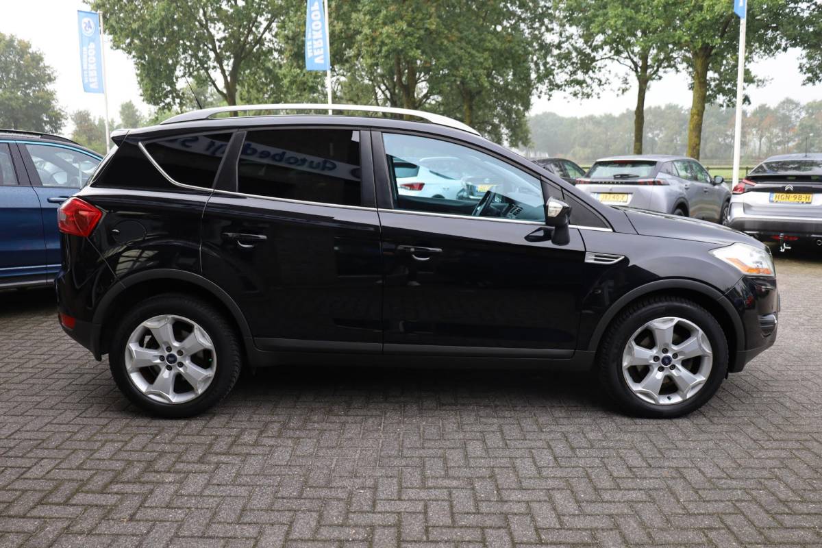 Ford Kuga Ford Kuga 2.5 20V TREKHAAK PANO CLIMATE NAVI CRUISE BT-TELEFOONVERB. KEYLESS 2XPDC 18”LMV ALL-SEASON!