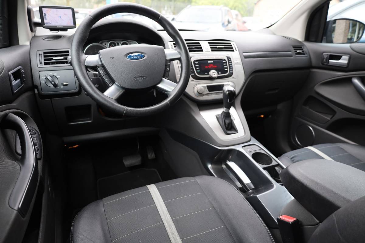Ford Kuga Ford Kuga 2.5 20V TREKHAAK PANO CLIMATE NAVI CRUISE BT-TELEFOONVERB. KEYLESS 2XPDC 18”LMV ALL-SEASON!
