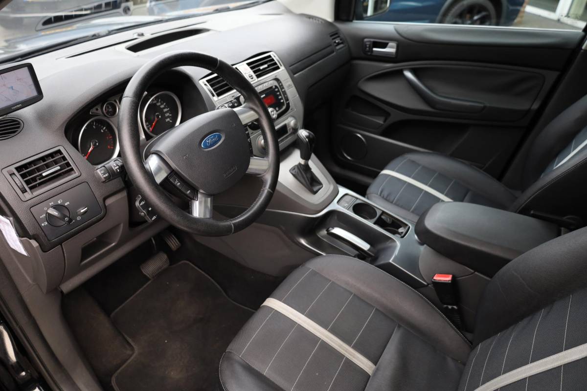 Ford Kuga Ford Kuga 2.5 20V TREKHAAK PANO CLIMATE NAVI CRUISE BT-TELEFOONVERB. KEYLESS 2XPDC 18”LMV ALL-SEASON!