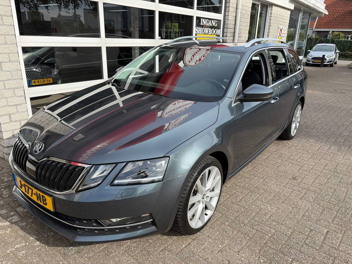 Škoda Octavia Skoda Octavia Combi 1.5 TSI Greentech Business Edition Plus