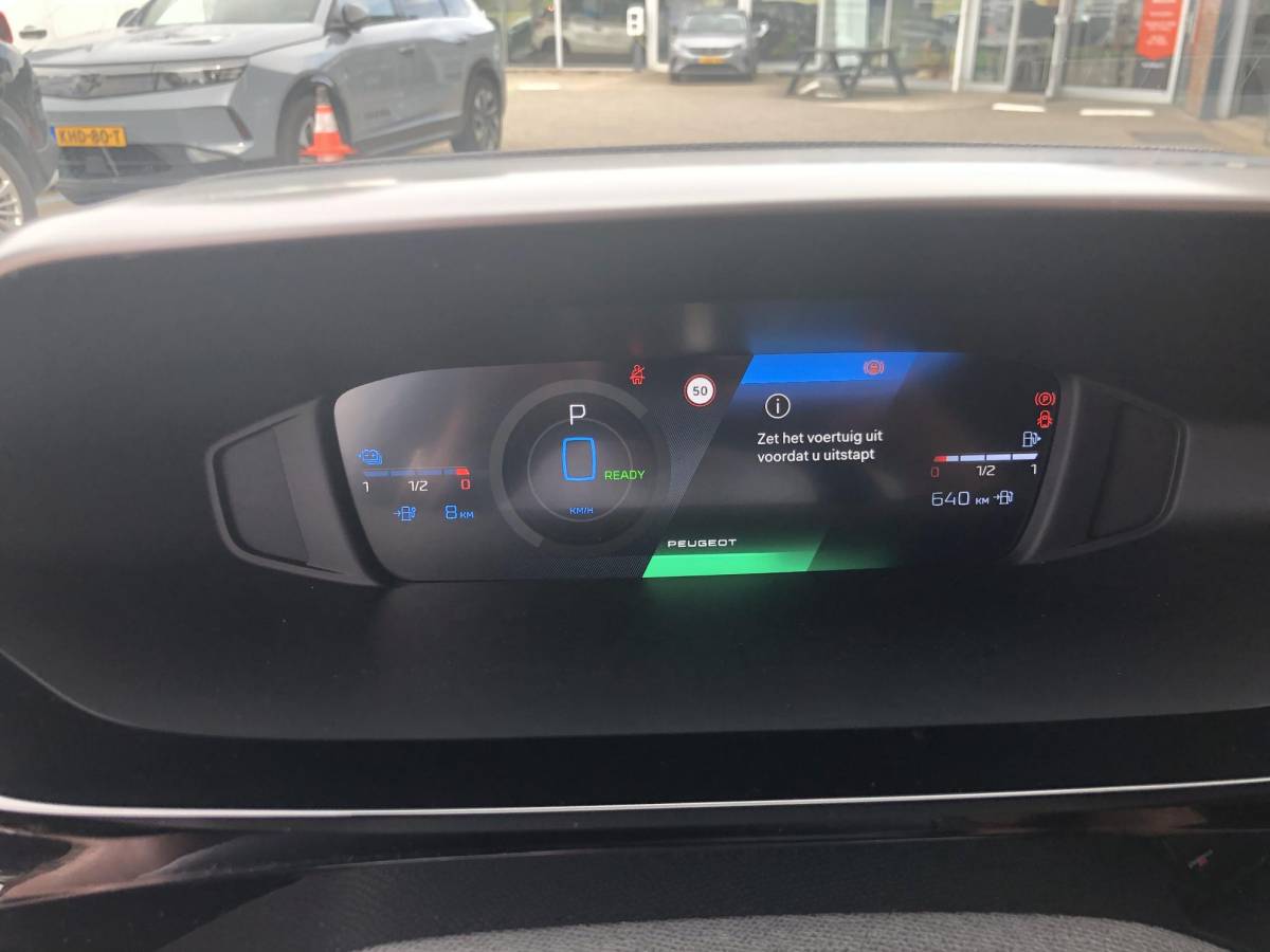 Peugeot 308 Peugeot 308 SW 1.6 Plug-in Hybrid 195 Allure 195pk | Rondom Camera | Stoel – Stuurverwarming | Trekhaak | Climate Control | Apple Carplay – Android Auto | Keyless Start
