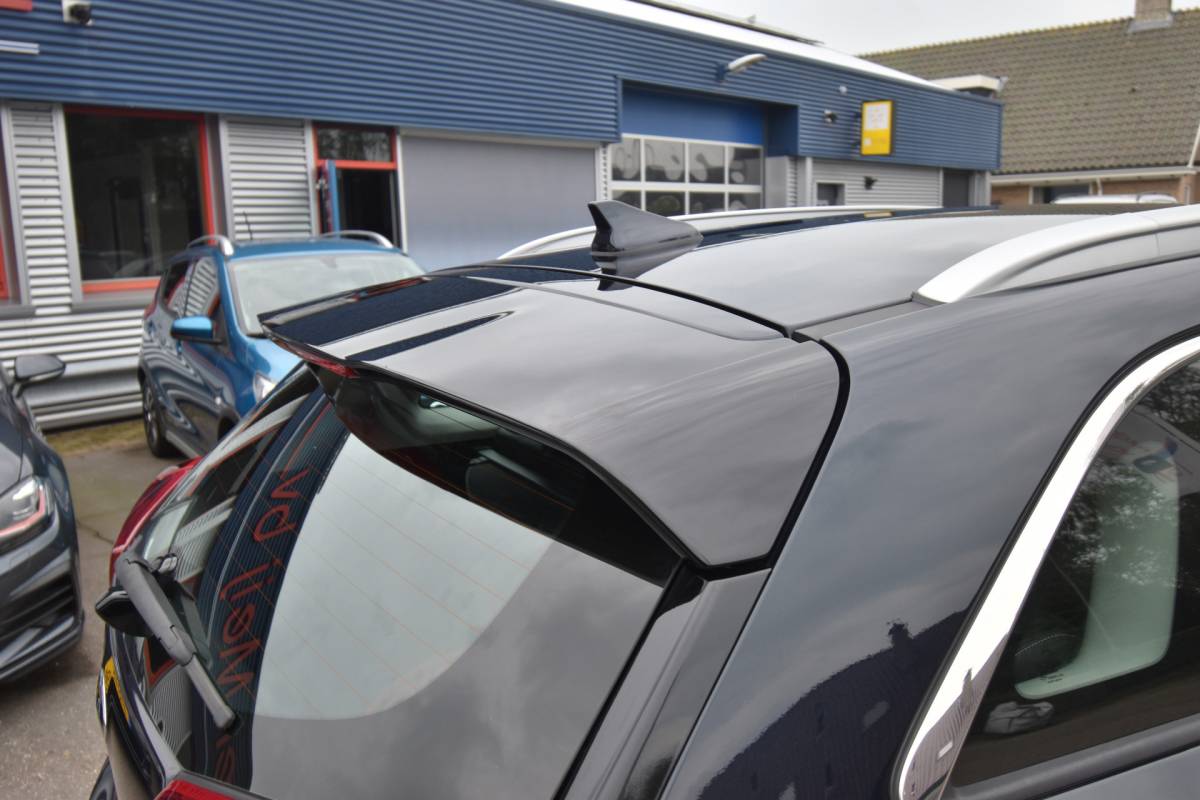 Kia e-Niro Kia e-Niro DynamicLine 39 kWh , SOH 100 % , CLIMATR , CR CONTR , NAVI , LED KOPL ,