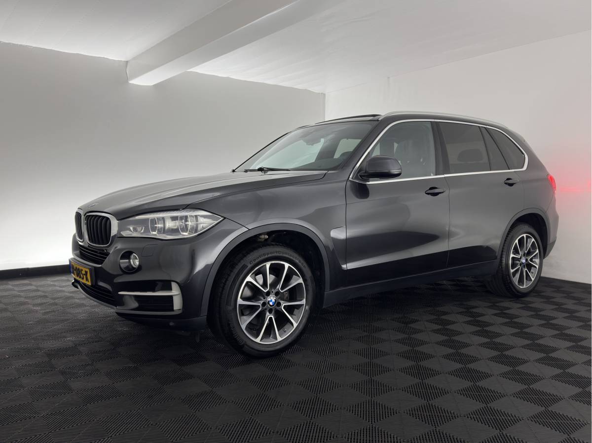 BMW X5 BMW X5 sDrive25d High Executive Aut. *PANO | LEATHER | FULL-LED | MEMORY-PACK | HIFI-SOUND | HEATED-COMFORTSEATS | NAVI-FULLMAP | SHIFT-PADDLES | PRIVACY-GLASS | AMBIENT-LIGHT | ECC | PDC | CRUISE | 19”ALU | TOWBAR*