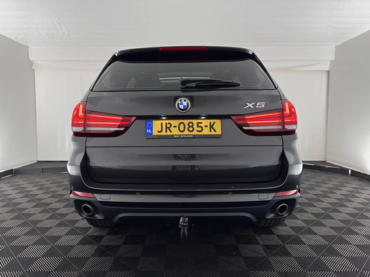BMW X5 BMW X5 sDrive25d High Executive Aut. *PANO | LEATHER | FULL-LED | MEMORY-PACK | HIFI-SOUND | HEATED-COMFORTSEATS | NAVI-FULLMAP | SHIFT-PADDLES | PRIVACY-GLASS | AMBIENT-LIGHT | ECC | PDC | CRUISE | 19”ALU | TOWBAR*