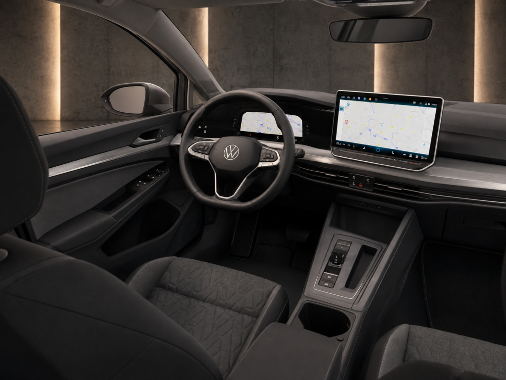 Volkswagen Golf Volkswagen Golf Binnenkort beschikbaar! 1.5 eTSI LIFE DSG ACC Trekhaak Winterpakket