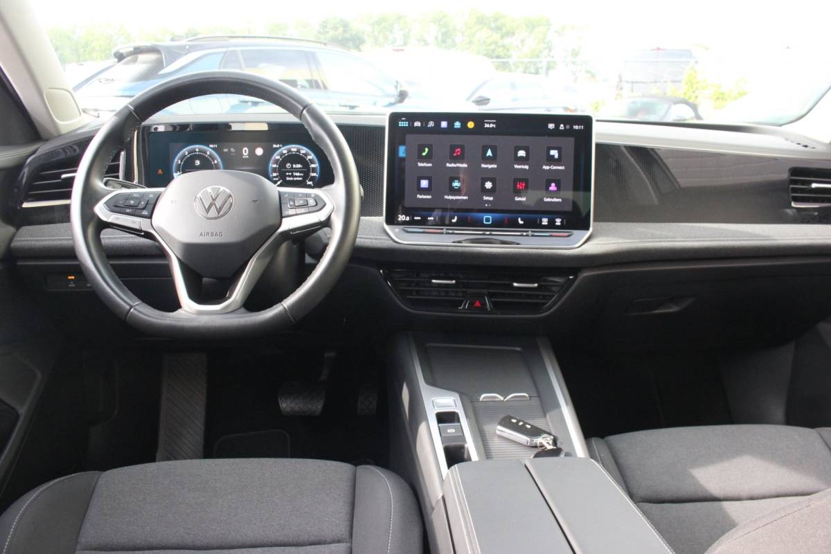 Volkswagen Passat Volkswagen Passat Variant 1.5 eTSI Business | Camera | Carplay |