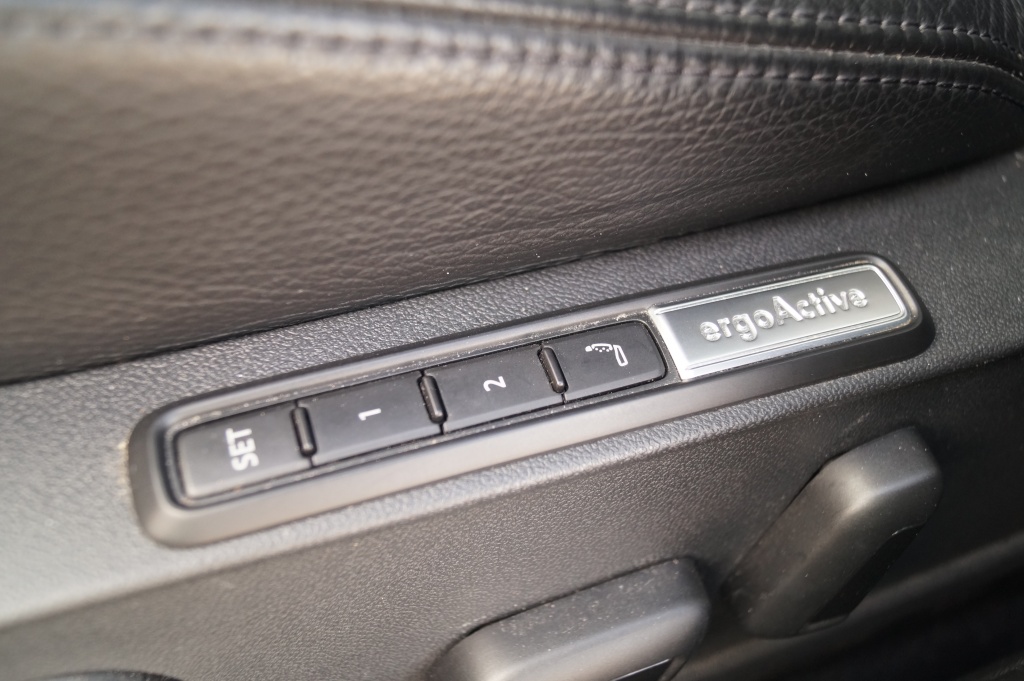 Volkswagen Golf Volkswagen Golf 1.4 eHybrid PHEV Style Business -LEER-NAVI-ECC-LED-PDC-