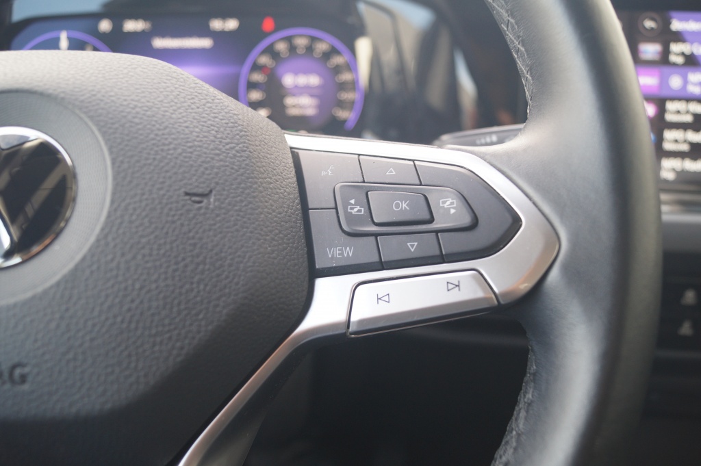 Volkswagen Golf Volkswagen Golf 1.4 eHybrid PHEV Style Business -LEER-NAVI-ECC-LED-PDC-