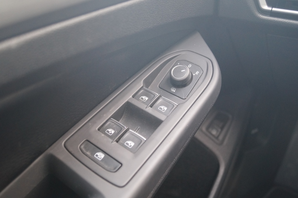 Volkswagen Golf Volkswagen Golf 1.4 eHybrid PHEV Style Business -LEER-NAVI-ECC-LED-PDC-