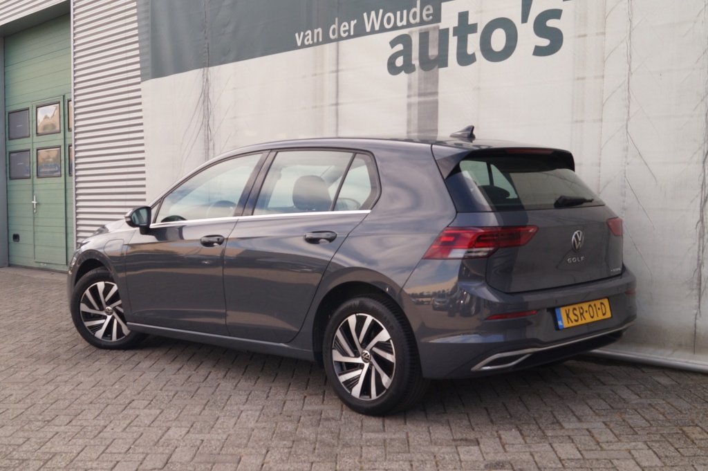 Volkswagen Golf Volkswagen Golf 1.4 eHybrid PHEV Style Business -LEER-NAVI-ECC-LED-PDC-