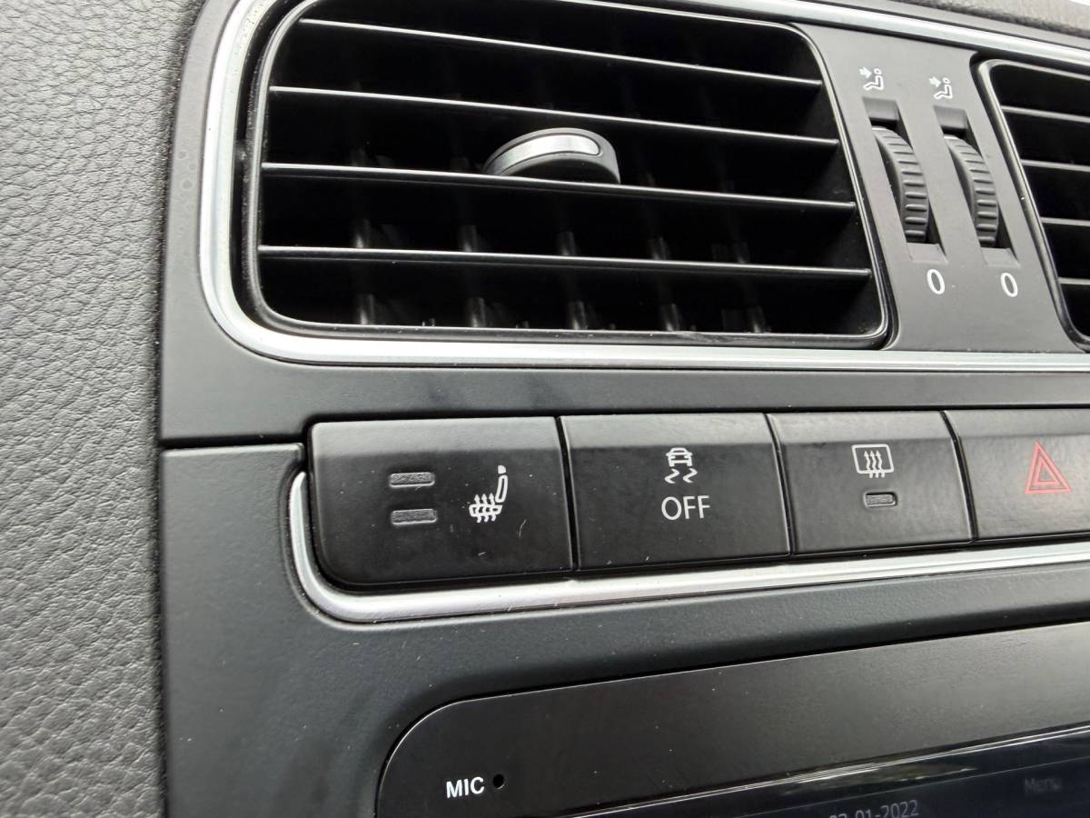 Volkswagen Polo Volkswagen Polo 1.4-16V Cross | Groot scherm + Clima + 5-Drs Nu € 7.450,-!!!