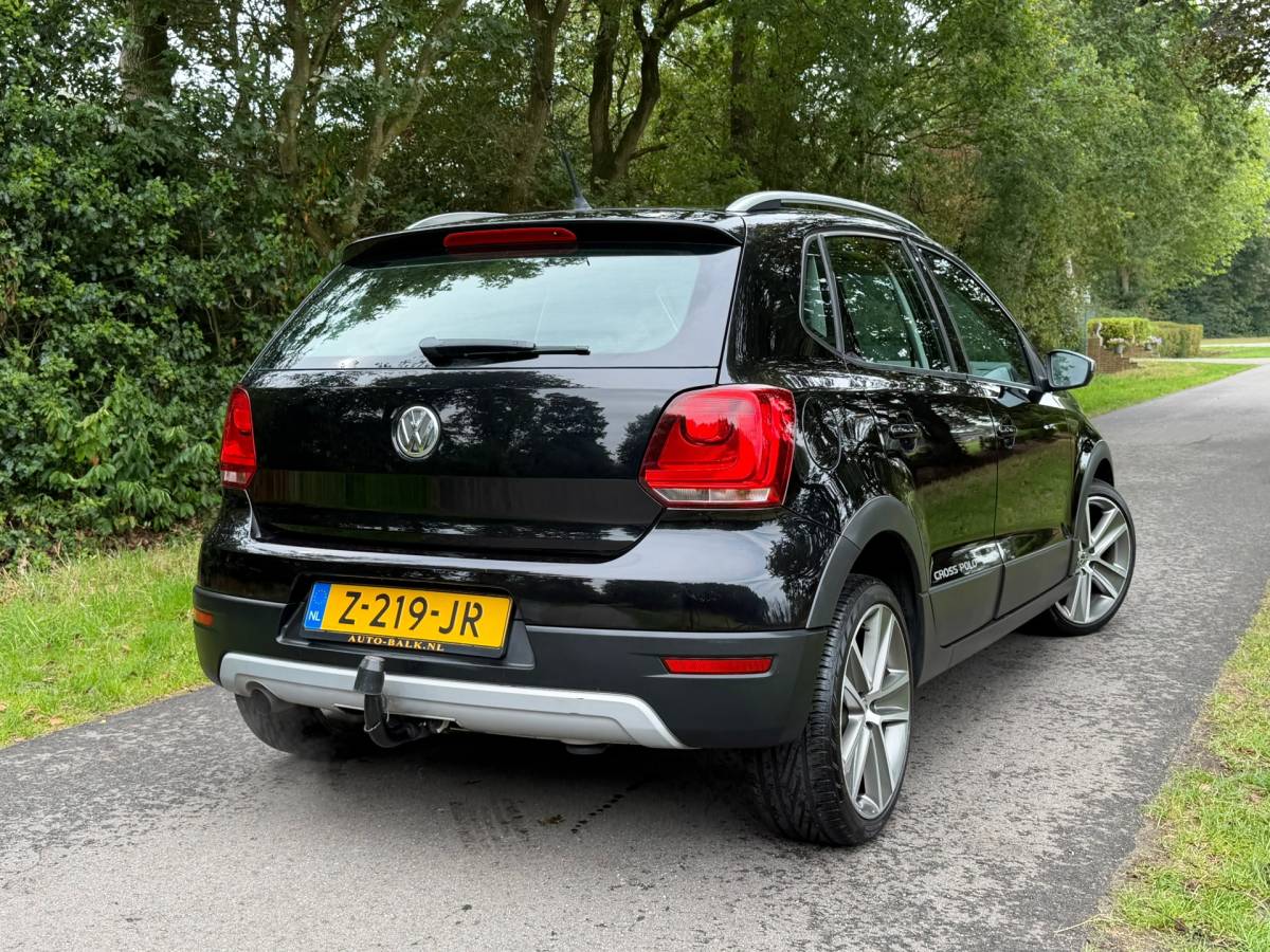 Volkswagen Polo Volkswagen Polo 1.4-16V Cross | Groot scherm + Clima + 5-Drs Nu € 7.450,-!!!