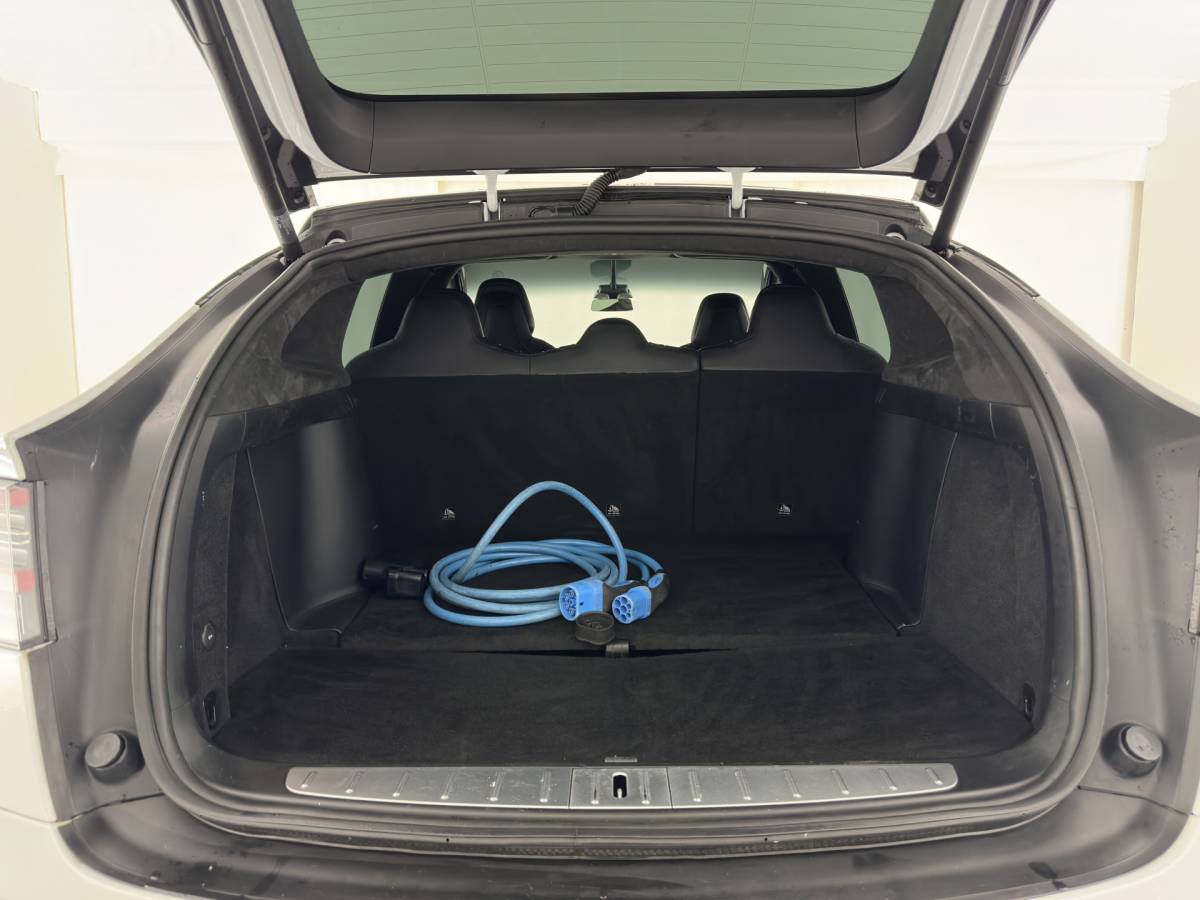 Tesla Model X Tesla Model X 90D Base [3-Fase-11kW] (INCL.BTW) Aut. *PANO-WINDOW | AUTOPILOT | LEATHER | NAVI-FULLMAP | FULL-LED | AIRSUSPENSION | DIGI-COCKPIT | CCS-FASTLOADER | KEYLESS | DAB+ | HEATED-SPORTSEATS | PRIVACY-GLASS | 20″ALU*