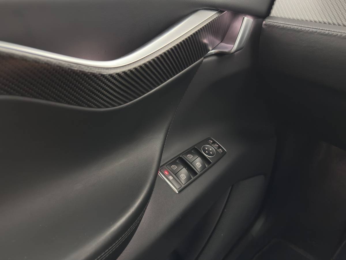 Tesla Model X Tesla Model X 90D Base [3-Fase-11kW] (INCL.BTW) Aut. *PANO-WINDOW | AUTOPILOT | LEATHER | NAVI-FULLMAP | FULL-LED | AIRSUSPENSION | DIGI-COCKPIT | CCS-FASTLOADER | KEYLESS | DAB+ | HEATED-SPORTSEATS | PRIVACY-GLASS | 20″ALU*