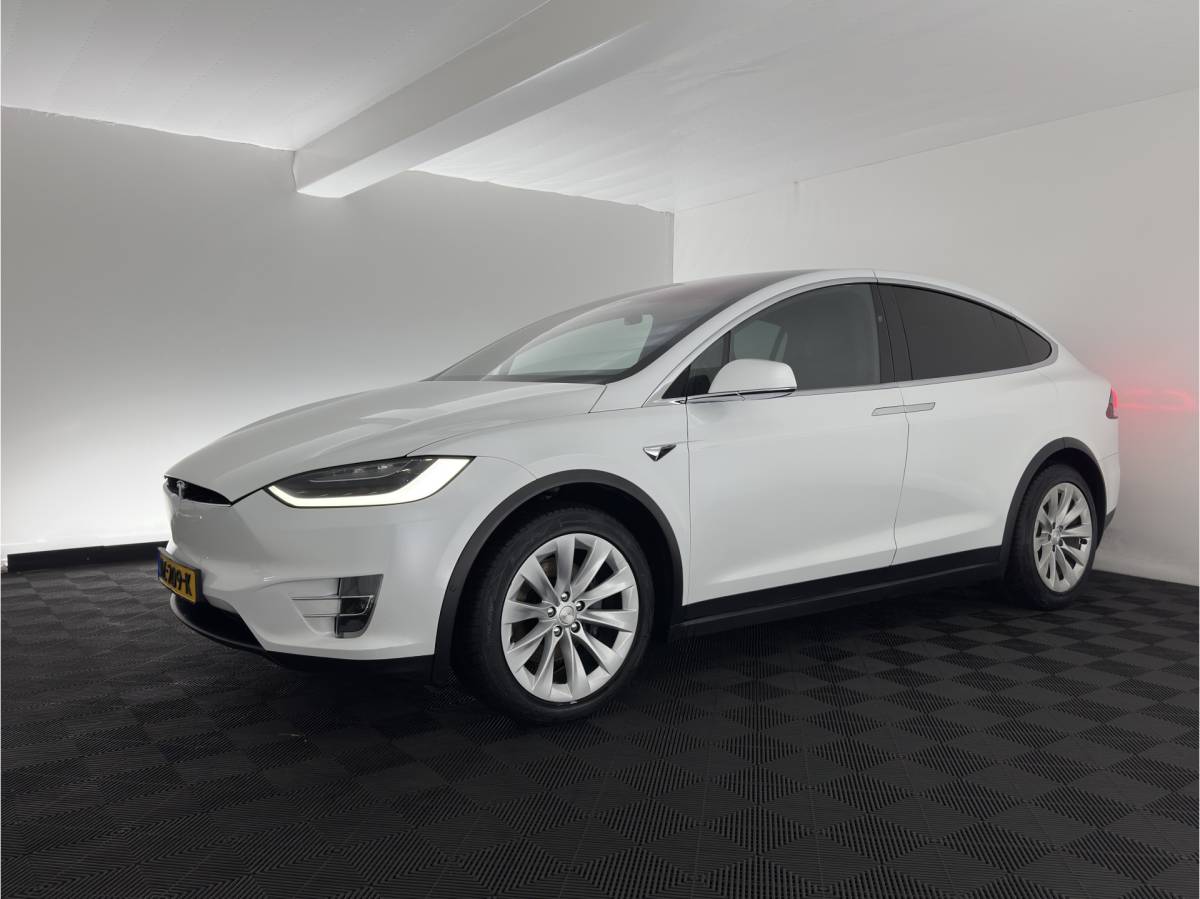 Tesla Model X Tesla Model X 90D Base [3-Fase-11kW] (INCL.BTW) Aut. *PANO-WINDOW | AUTOPILOT | LEATHER | NAVI-FULLMAP | FULL-LED | AIRSUSPENSION | DIGI-COCKPIT | CCS-FASTLOADER | KEYLESS | DAB+ | HEATED-SPORTSEATS | PRIVACY-GLASS | 20″ALU*